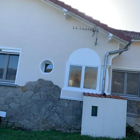 Maison Mitoyenne Champagnac (Auvergne)